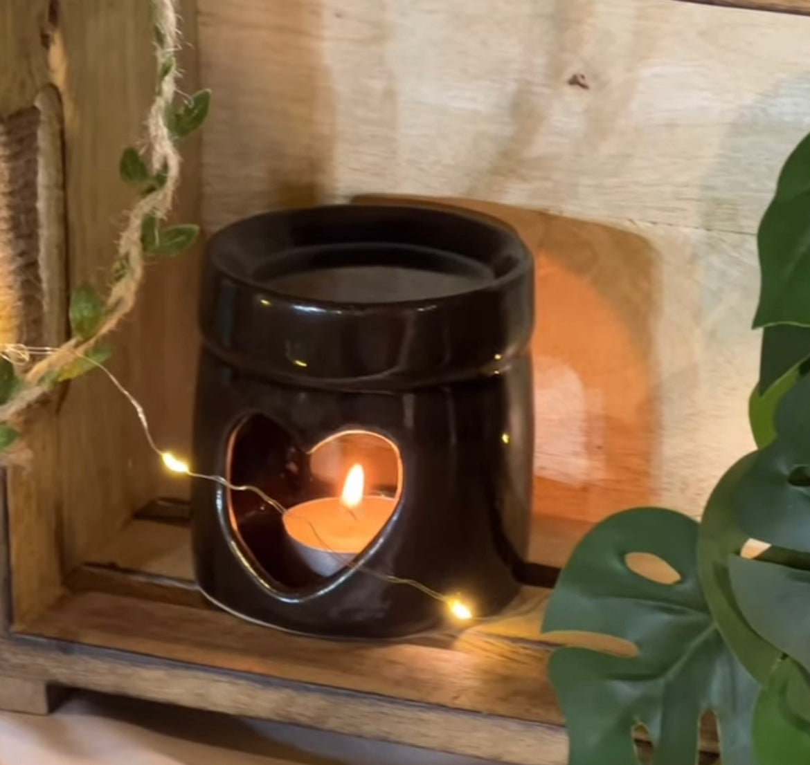 Diffuser with Tea-Lights Candle, and Wax Melts Set